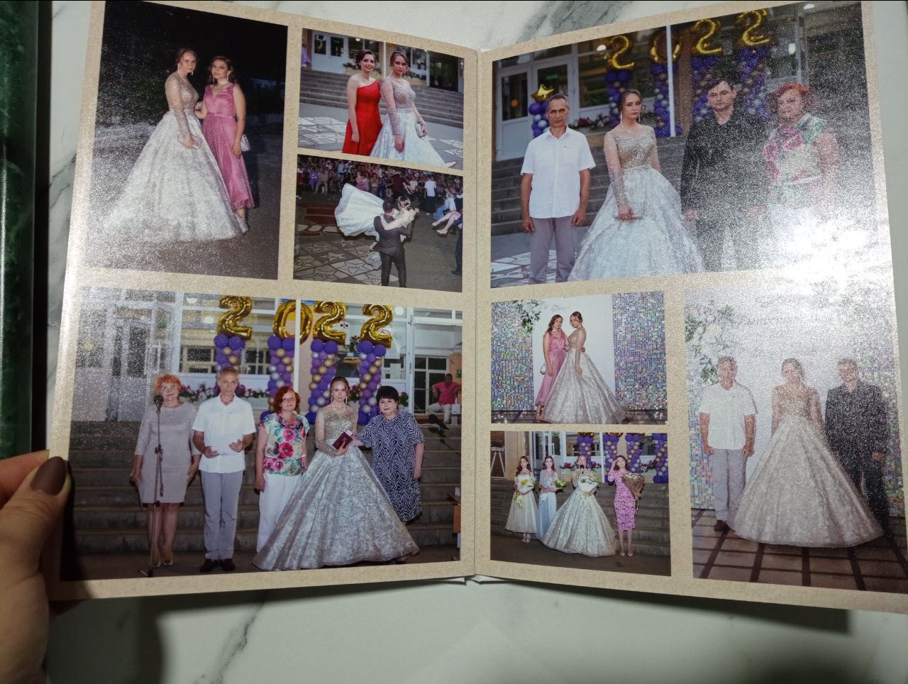 Альбом с 3-мя фотосессиями и 3 персональных разворота. Выпускной альбом Шахты Ростов