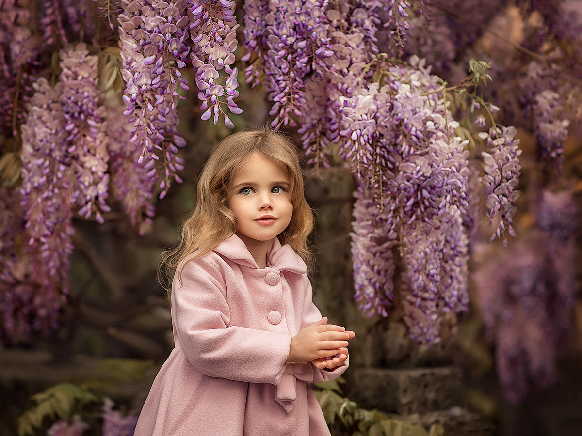 Photographer Elena Michelle