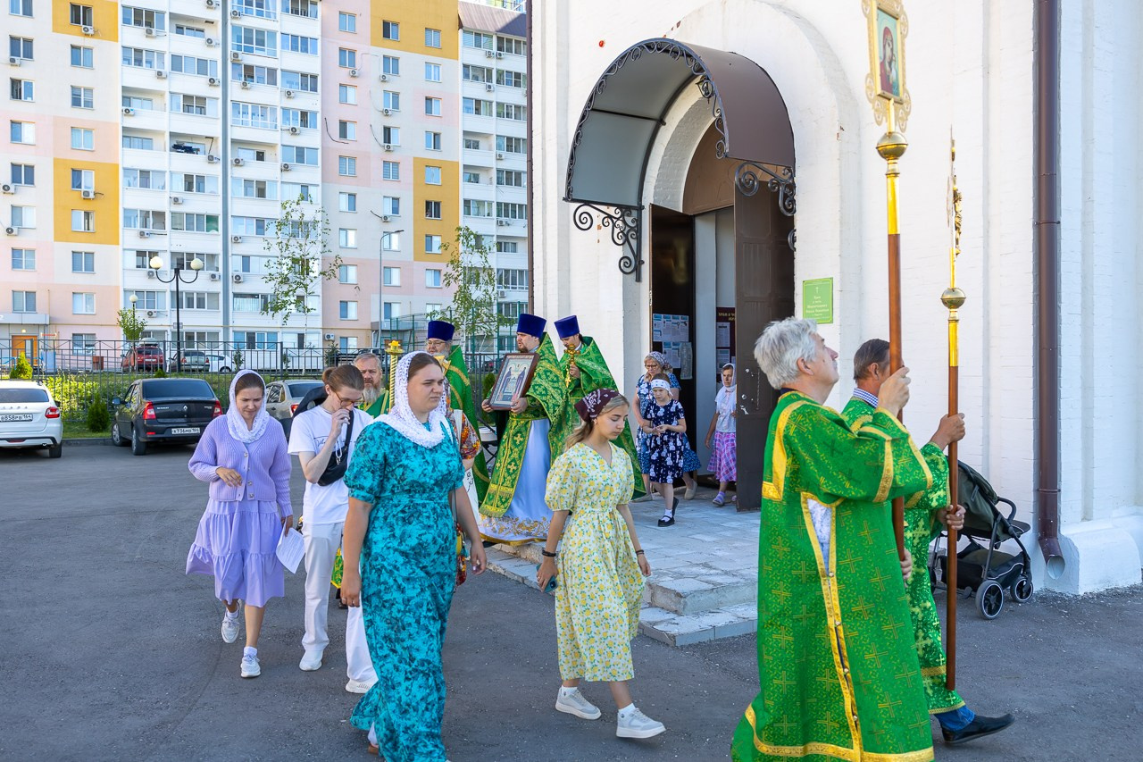 Малый престольный праздник храма. Саратовское Северо-Западное благочиние