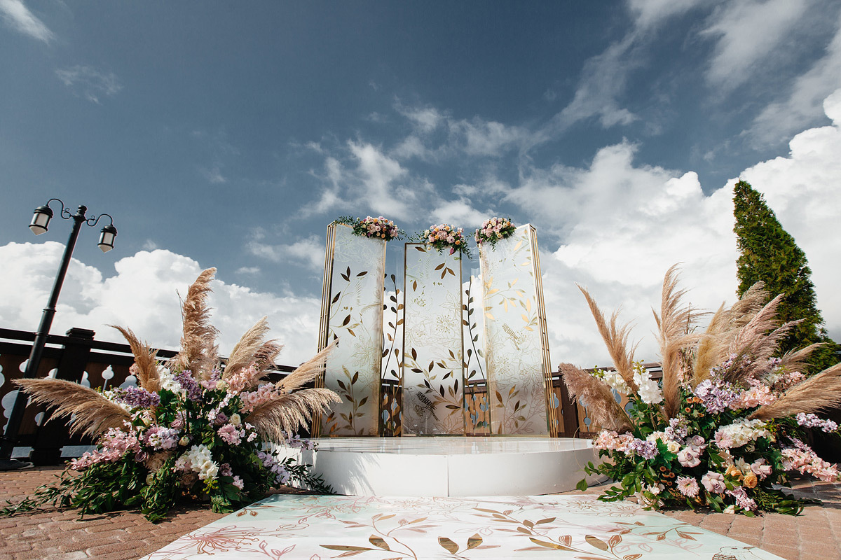 Wedding with on-site registration in Krasnaya Polyana (Sochi). Worldwide Wedding Photography Demskoy Studio