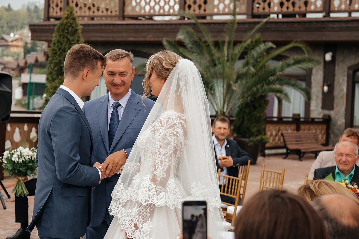 Wedding with on-site registration in Krasnaya Polyana (Sochi). Worldwide Wedding Photography Demskoy Studio