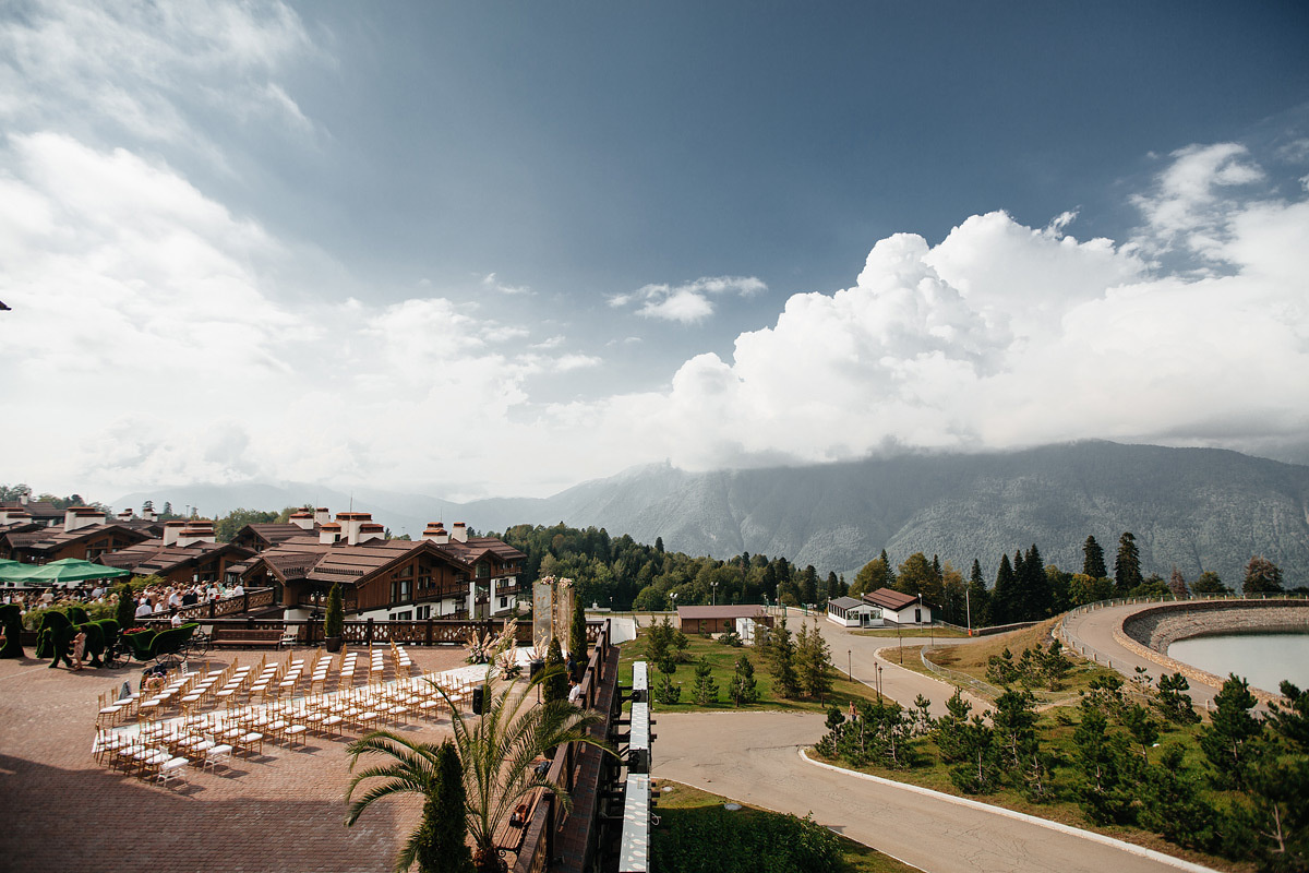 Wedding with on-site registration in Krasnaya Polyana (Sochi). Worldwide Wedding Photography Demskoy Studio