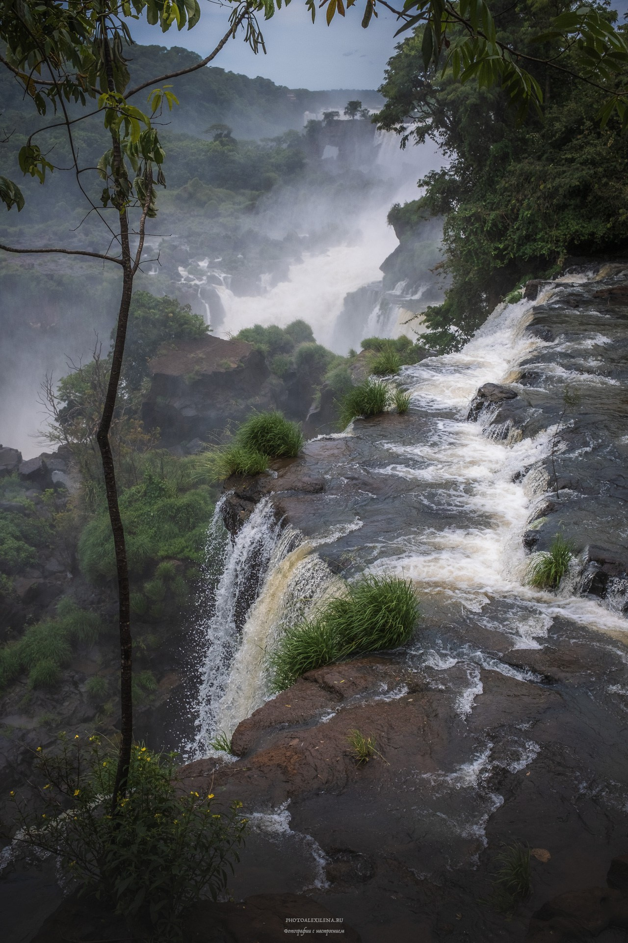 Водопады Игуасу. Авторские стильные фотокартины