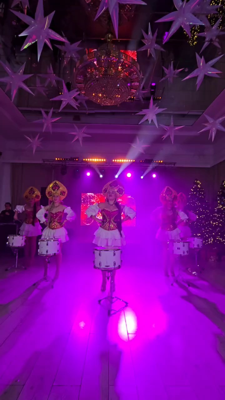 Танцевально барабанное шоу. Kozyreva-show