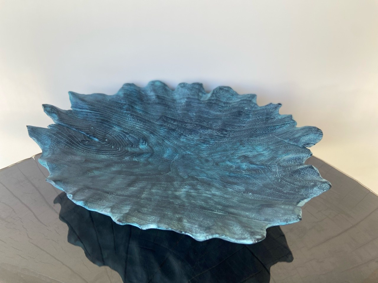 Авторская посуда и предметы интерьера из дерева. Арт-объекты для стен. Авторские картины, панно, часы и портреты по фото