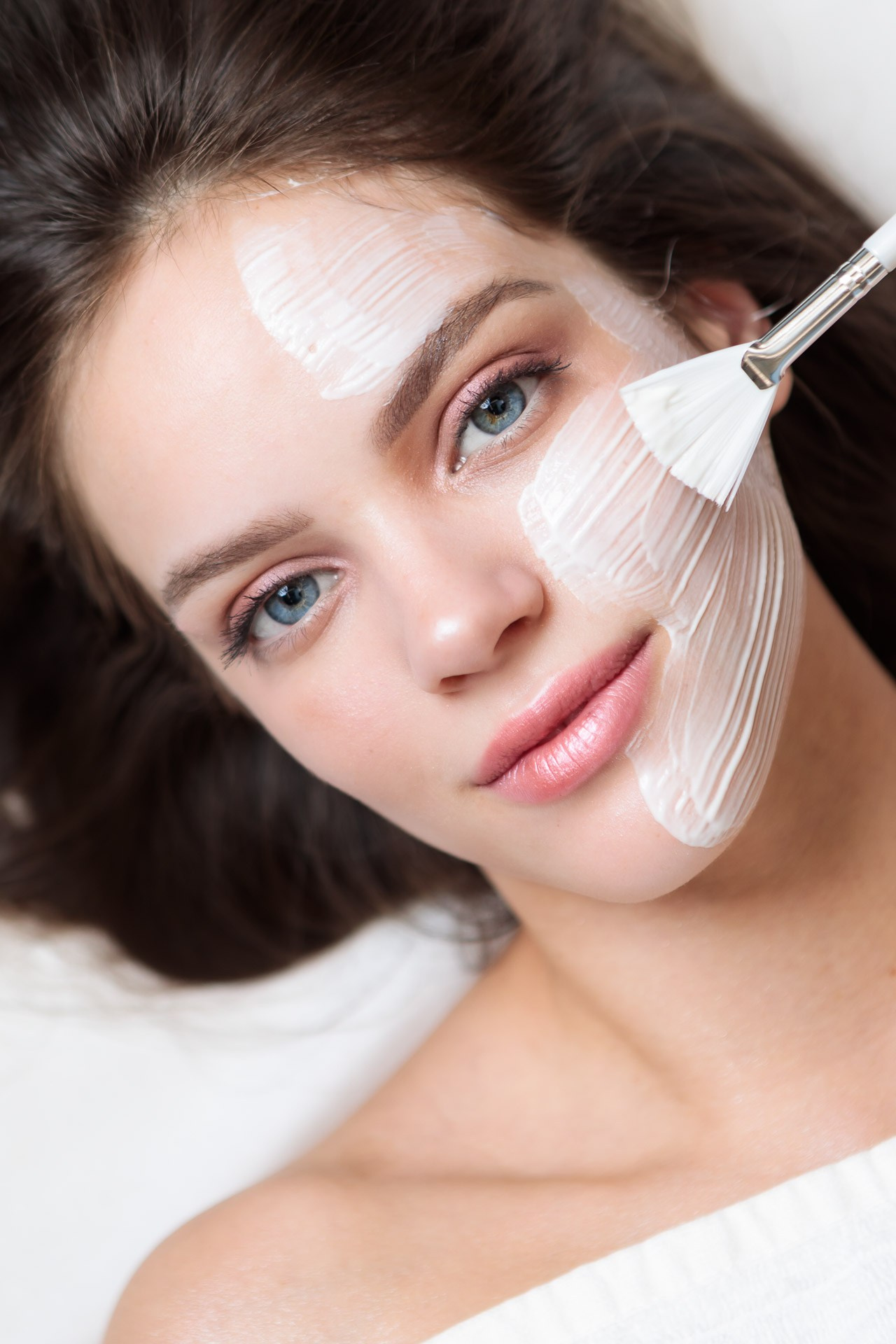 — Клиники, индустрия карсоты. Брук Артём