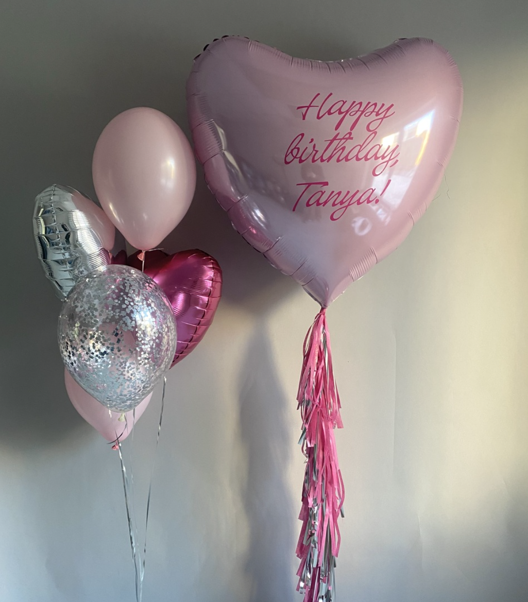 Prodavnica balona Novi Sad Prodavnica balona Beograd. Шары с гелием, фотозоны Нови Сад Белград. Balone i dekoracije od balona Novi Sad Beograd