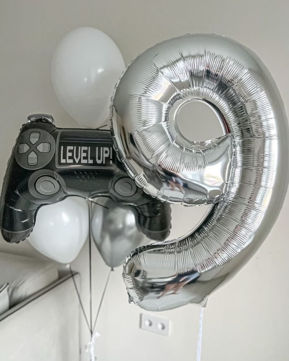 Dostava balona Novi Sad Dostava balona Beograd. Шары с гелием, фотозоны Нови Сад Белград. Balone i dekoracije od balona Novi Sad Beograd