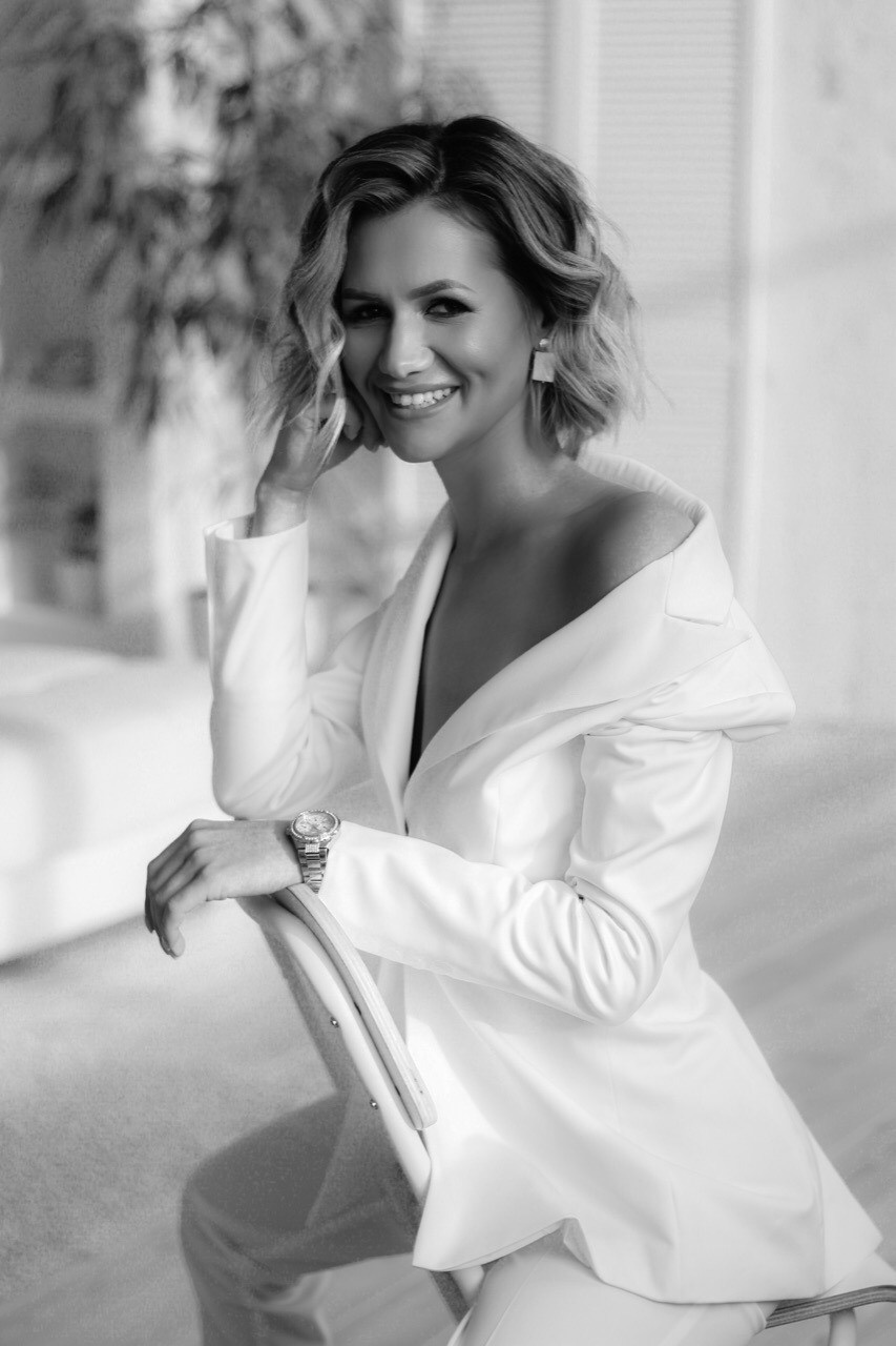 женский фотограф, фотосессия в Москве, фотограф Москва, фотограф в Красноярске , женская красота, поднять самооценку женщине , ресурсное состояние женщины , фотосессия для девушек, женский портрет, заказать фотосессию, найти фотографа Москва ,найти фотографа в Красноярске ,черно/белая фотография