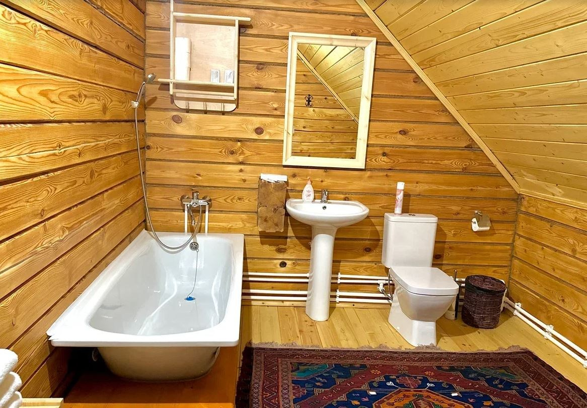 Аренда загородного дома для свадьбы или отдыха по Ярославскому шоссе. Банкетный зал Веранда в Якушево у озера для свадеб, юбилеев, корпоративов. Официальный сайт