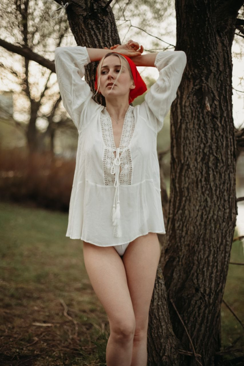 Эротическая фотосессия на улице, ню на улице, съемка девушки на улице, эротика в парке, фотокрафтер, томин дмитрий