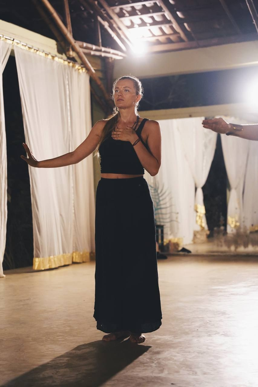 Carina Clavijo Dance. Cari Clavijo | dancer | artist