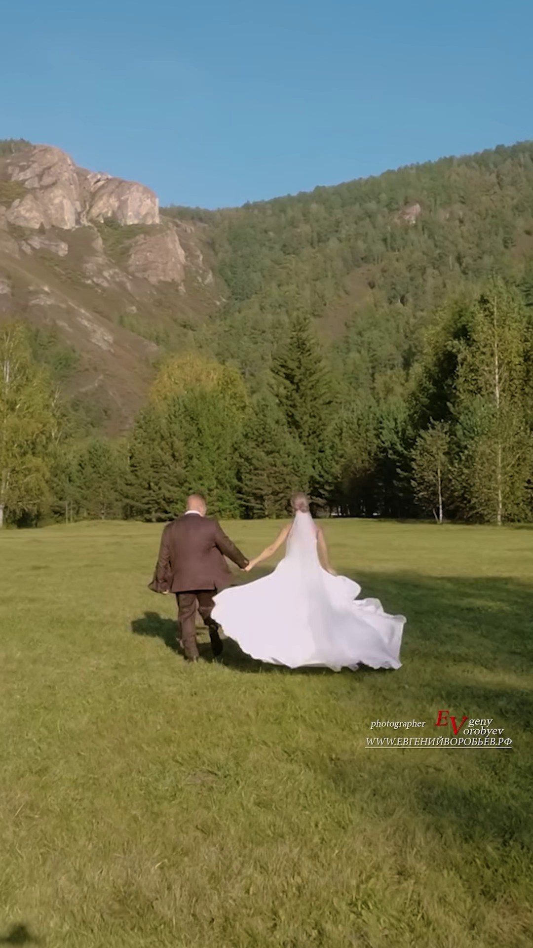 Аэросъёмка фото видео с квадрокоптера FPV дрона в Красноярске фотосъёмка монтаж видеоролика