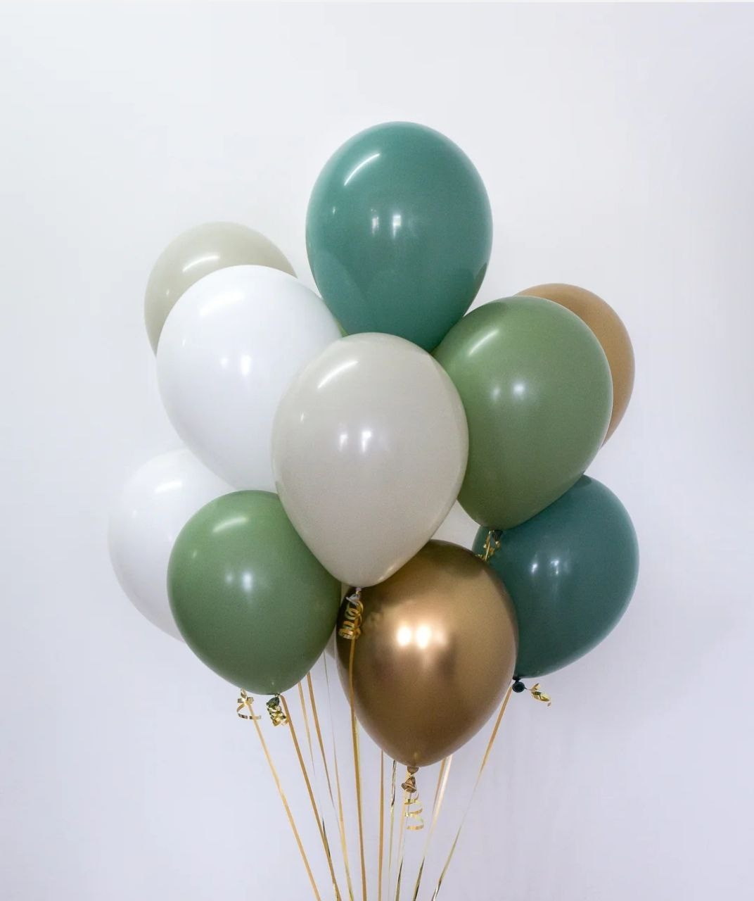 Balino prvi rodendan dostava balona Novi Sad dostava balonaBeograd. Шары с гелием, фотозоны Нови Сад Белград. Balone i dekoracije od balona Novi Sad Beograd