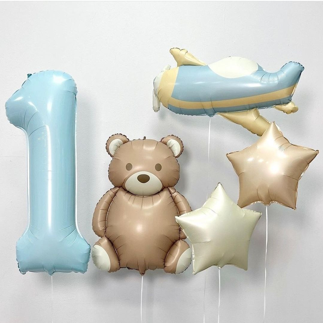 Balino prvi rodendan dostava balona Novi Sad dostava balonaBeograd. Шары с гелием, фотозоны Нови Сад Белград. Balone i dekoracije od balona Novi Sad Beograd