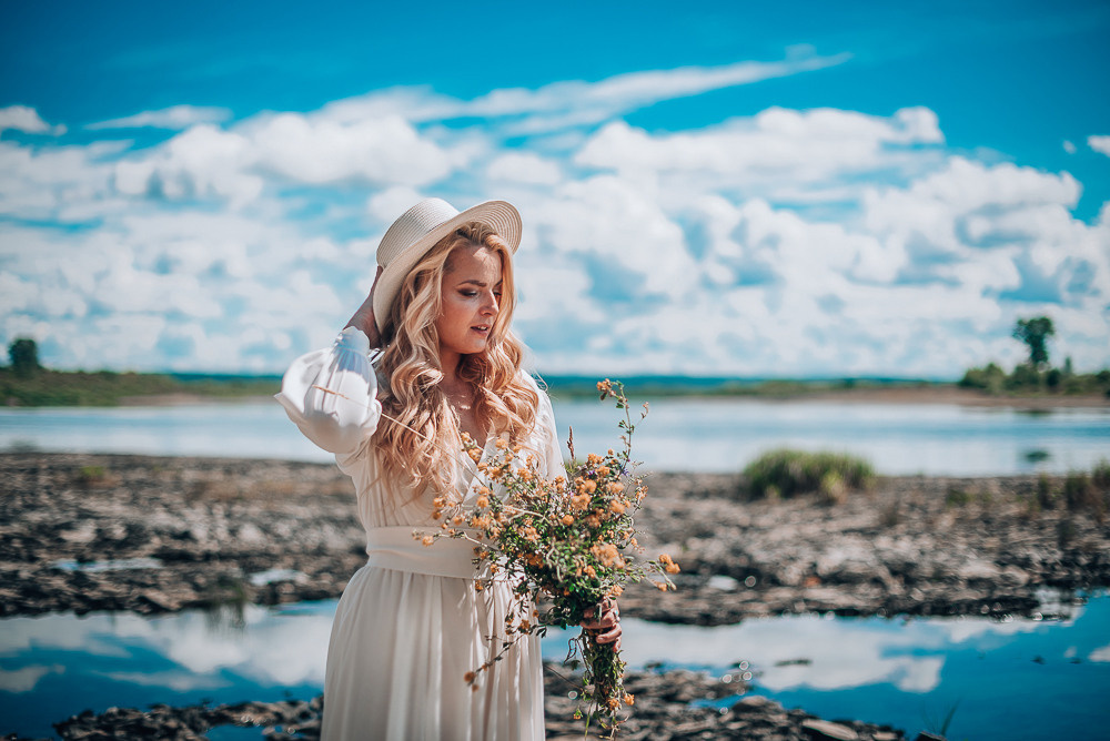Съёмки на природе: доступны разные пакеты услуг и аренда платья. Фотограф Ирина Беляева в Томске
