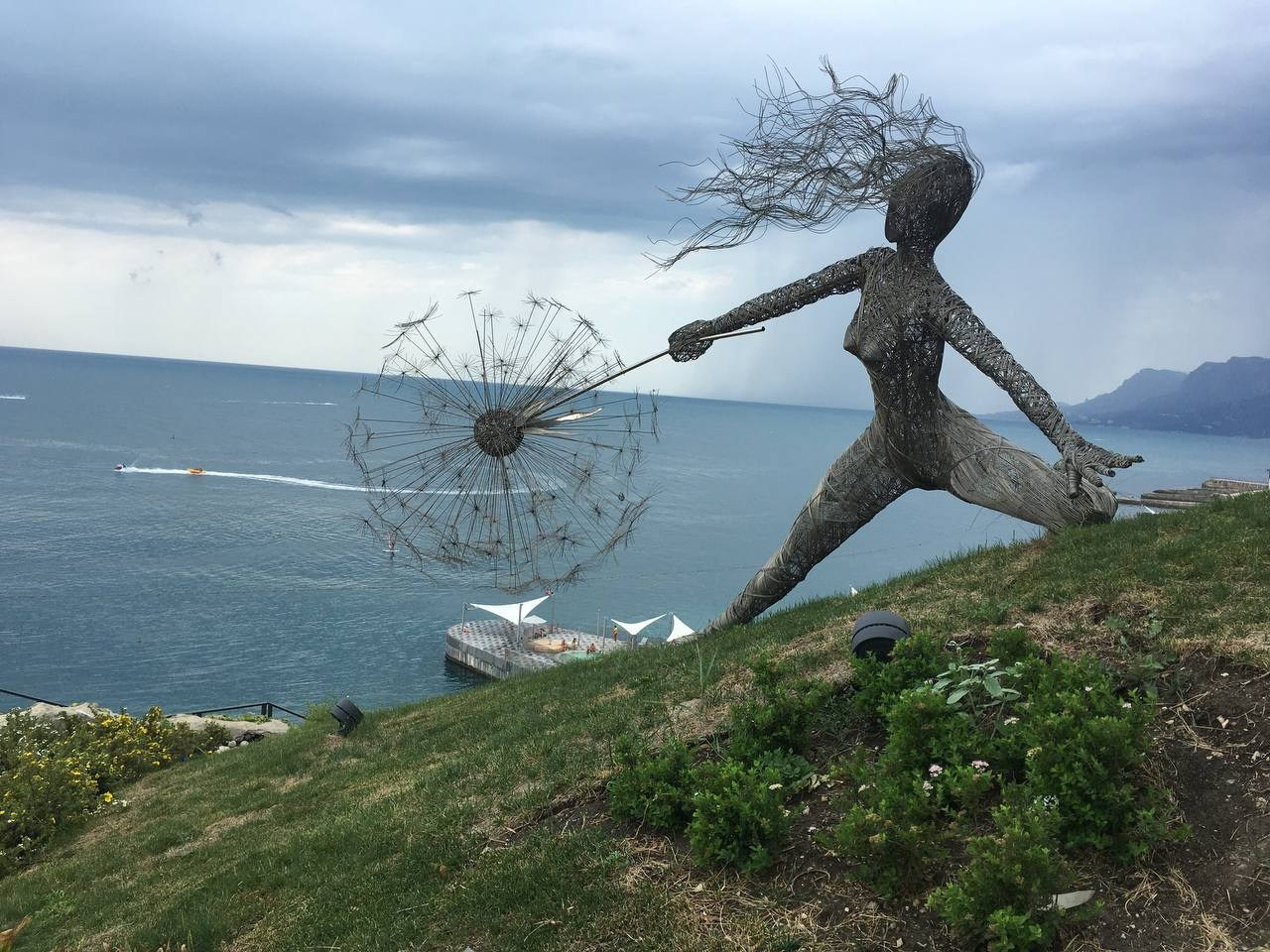 Локации для фотосессии в Ялте. Профессиональная фотосъемка в Крыму. Натуральные эмоции и живые кадры. Забронируйте дату прямо сейчас!