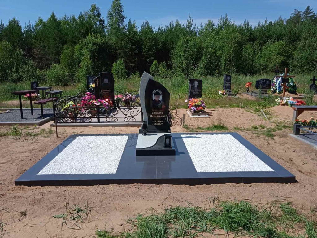 Реальные фото работ. Изготовление и установка памятников в Москве и МО