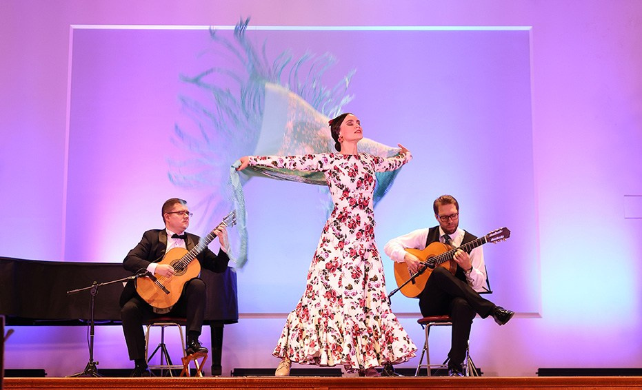 «Ночи в садах Испании» в Царицыно. Дмитрий Бородаев