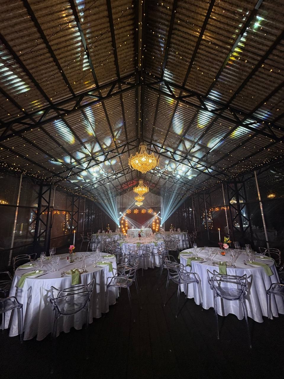 Банкетный зал сиреневая аллея СПБ/Петербурге