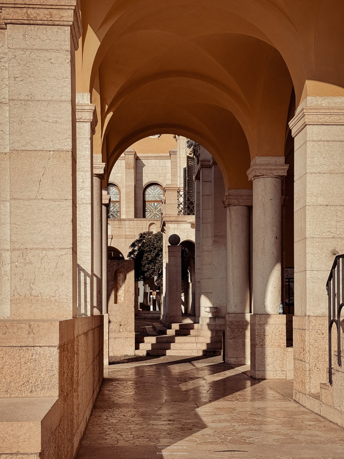 Vittoriale degli Italiani-Бывшая резиденция Габриеле Д’Аннунцио. Авторские стильные фотокартины