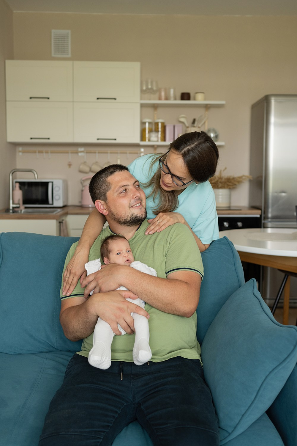 Семейная домашняя фотосессия с новорожденным. Фотограф в Екатеринбурге | Портреты, семейные съемки, лайфстайл