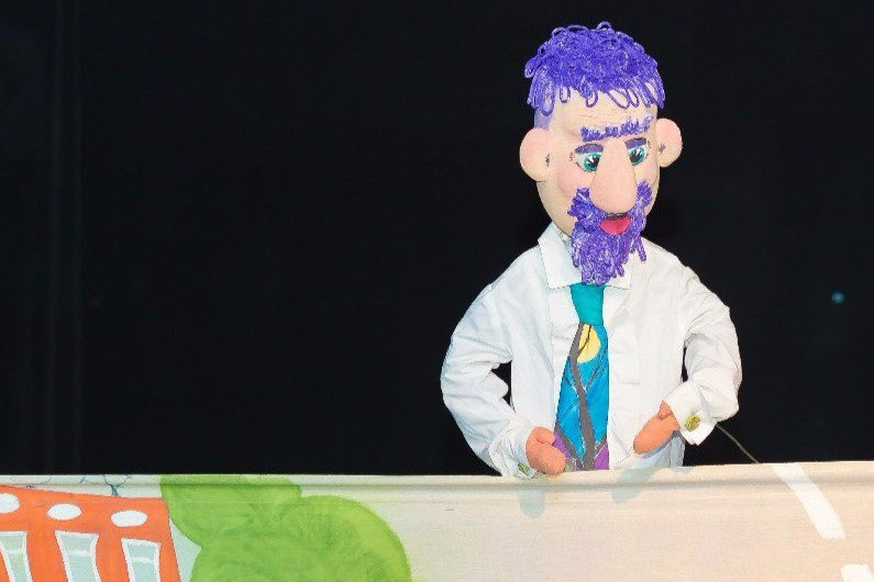 «Азбука дорожного движения» или «Новые приключения Буратино». Дом Шрёдера