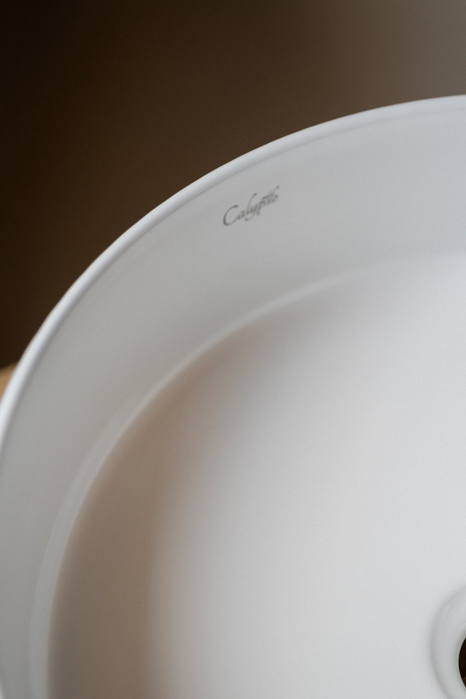 Презентация СантехОпт | Современная сантехника — экспертный взгляд от официального дилера брендов Raglo, Calypso, Veconi. ВУД ТВОРЕЦ мебельная фабрика|ТВОРЕЦ студия мебели