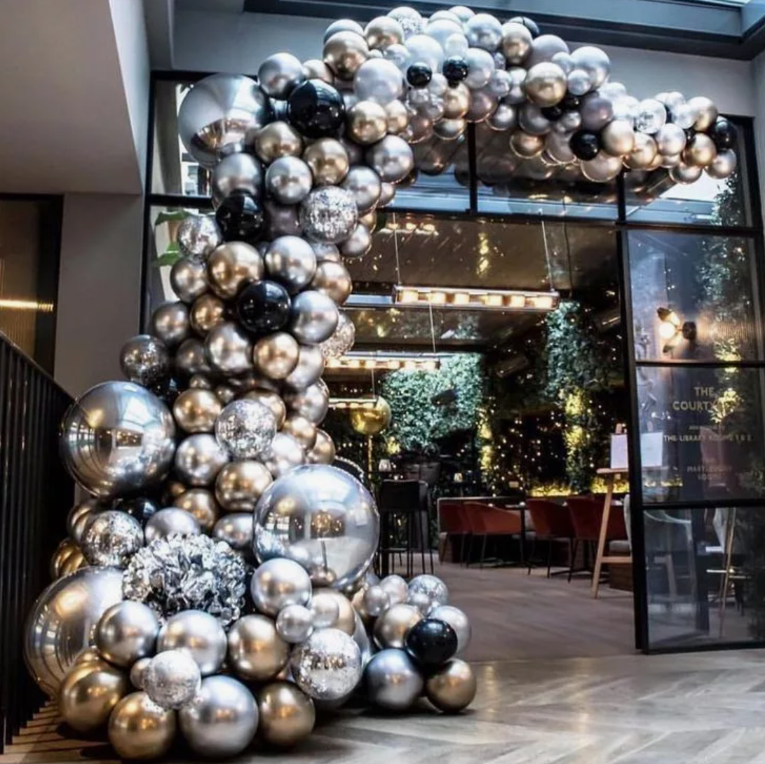 Baloni sa helijimom. Dekoracije balone. Dostava balone. Grad Novi Sad. Шары с гелием, фотозоны Нови Сад Белград. Balone i dekoracije od balona Novi Sad Beograd