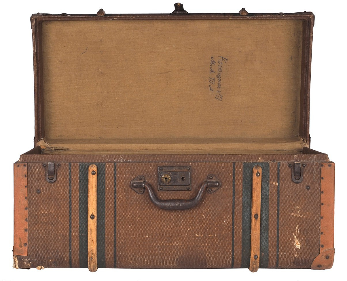 Предметная съемка ДПИ | Аукционный дом «Литфонд». Репортажный и семейный фотограф в Санкт-Петербурге Тарас Марченко