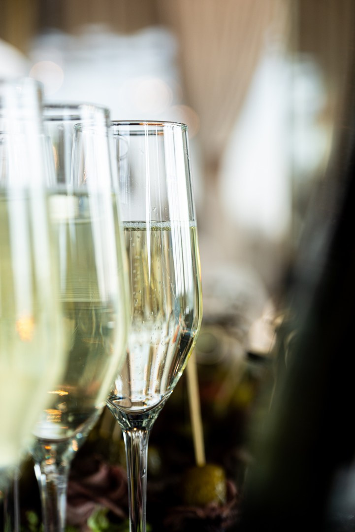 Свадебная фотосъемка в кабриолете в Москве. Жуков Илья свадебный фотограф в Москве