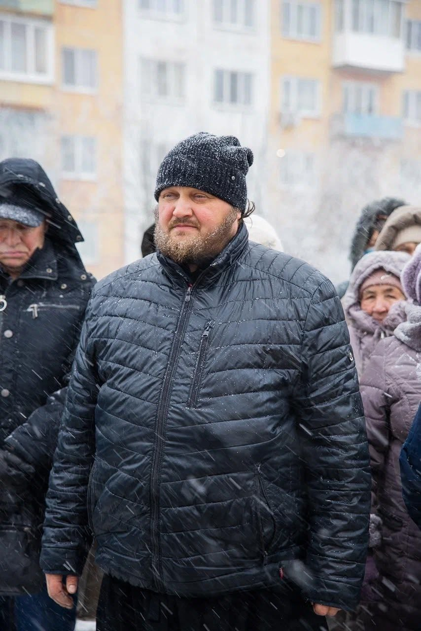 Благочинный Северо-Западного храма принял участие в освящении куполов строящегося храма. Саратовское Северо-Западное благочиние