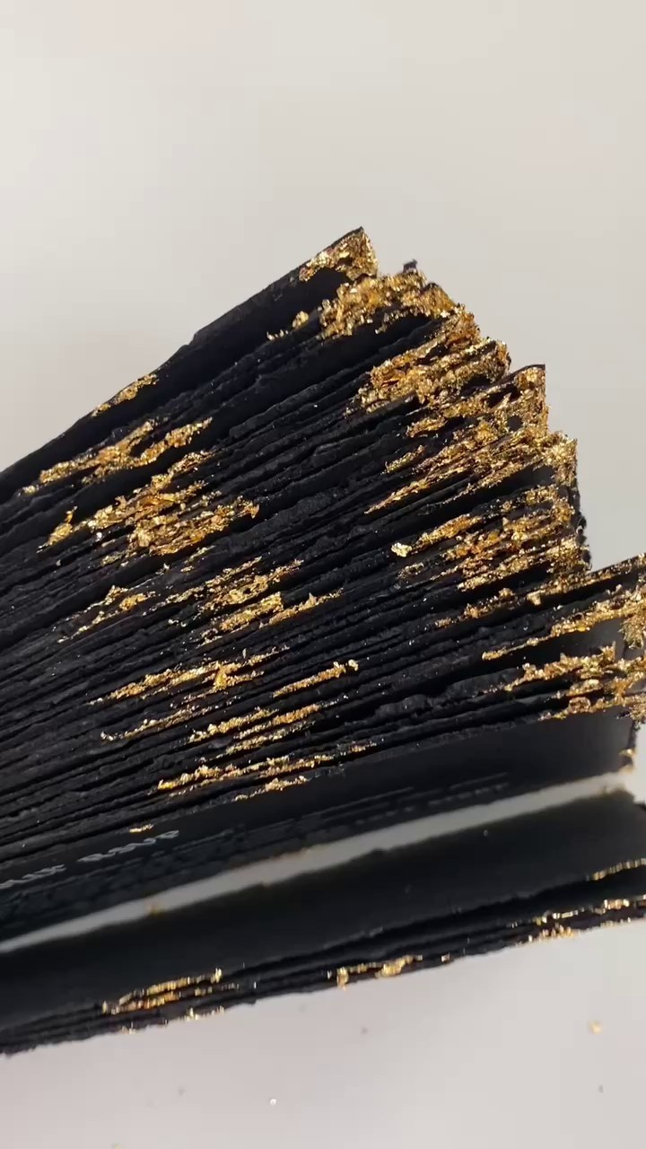 С «рваным краем»6 от 360 руб. Дизайнер полиграфии в Санкт-Петербурге. Заказать свадебные приглашения, подарочные сертификаты, полиграфию для бизнеса, шелковые ленты