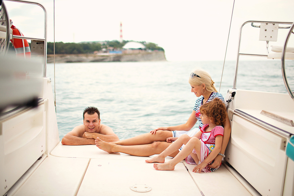 Семейная фотосессия на море