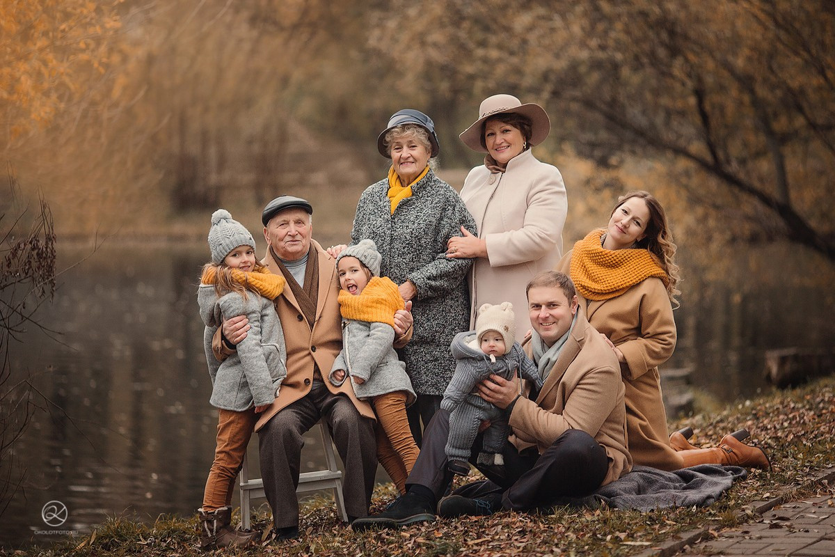 Фотосессия семьи с бабушкой и дедушкой, семейная фотосессия