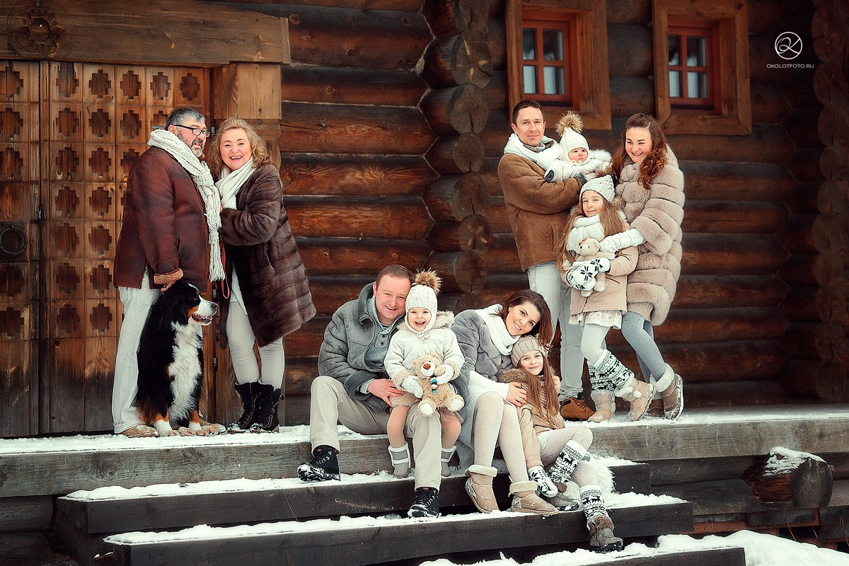 Семейная фотосессия на природе. Фотосессия большой семьи Спб Настя Околот Счастливая семейная съемка в СПб