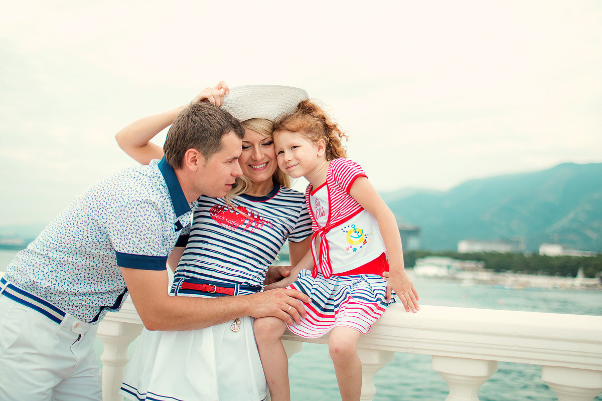 Семейная фотосессия на море