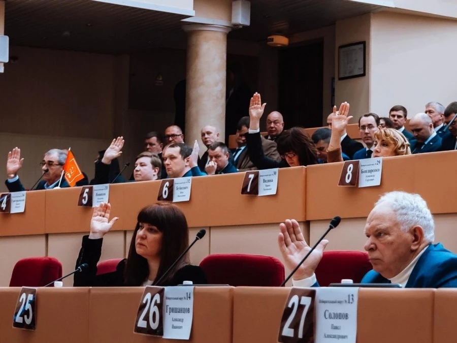 Благочинный Северо-Западного округа принял участие в заседании Саратовской городской думы. Саратовское Северо-Западное благочиние