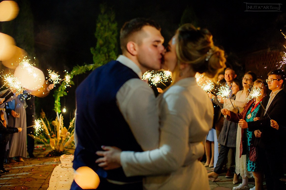 NUTA ART wedding and art photographer