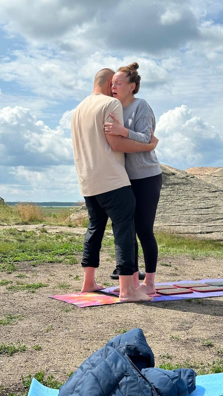 Ретриты по местам силы. Андрей Стахеев гипнолог Регрессолог целитель эксперт по работе с Родом