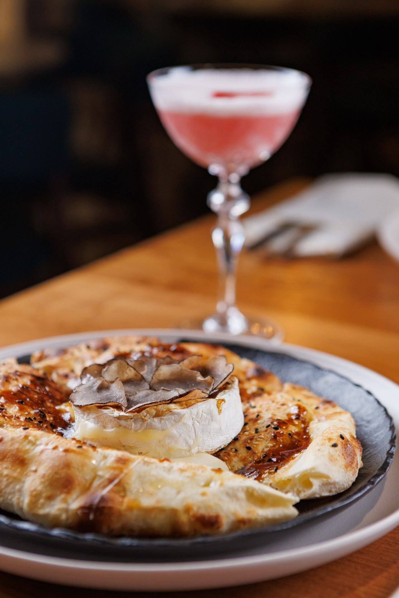 Профессиональная фотосъемка меню для гостиниц и ресторанов в Архызе.