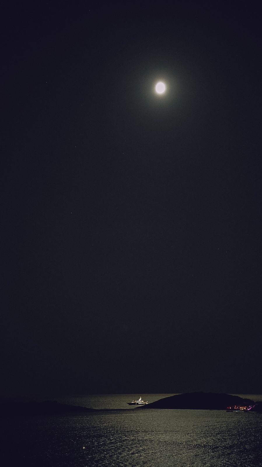 Хорватия 2021. Человек с фотокамерой