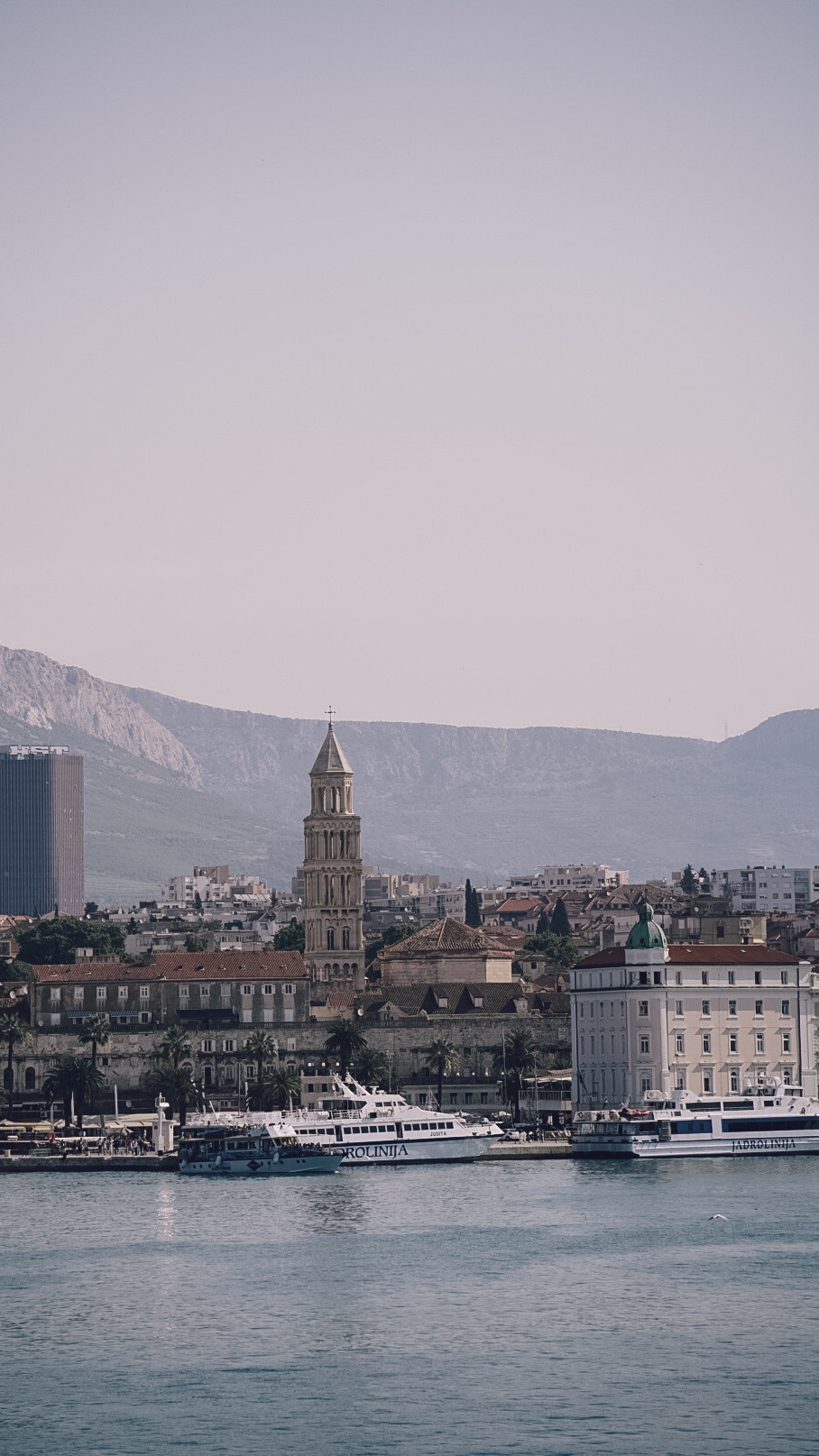 Хорватия 2021. Человек с фотокамерой