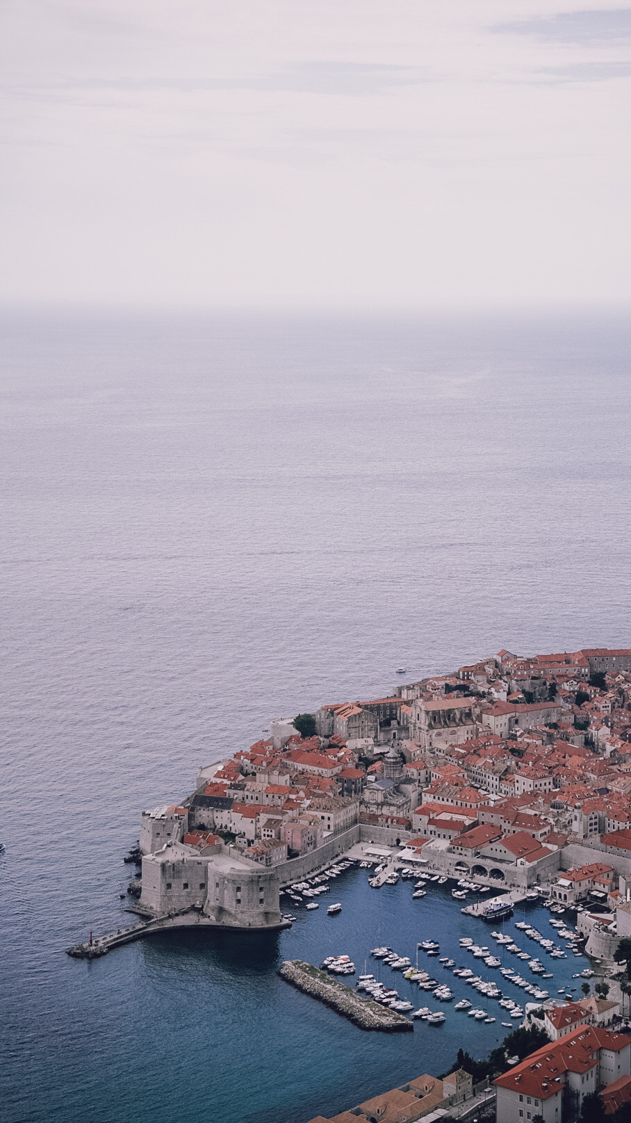 Хорватия 2021. Человек с фотокамерой