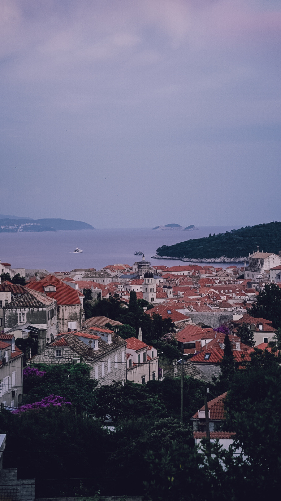 Хорватия 2021. Человек с фотокамерой