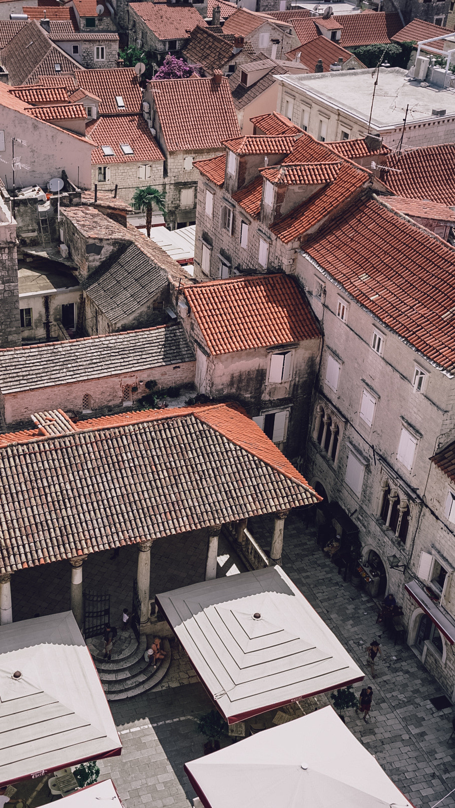 Хорватия 2021. Человек с фотокамерой