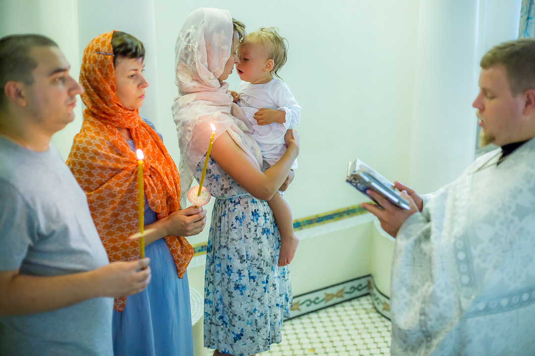 ФОТОГРАФ ТАИНСТВО КРЕЩЕНИЯ В МИНСКЕ ЕЛЕНА ЮДИНА