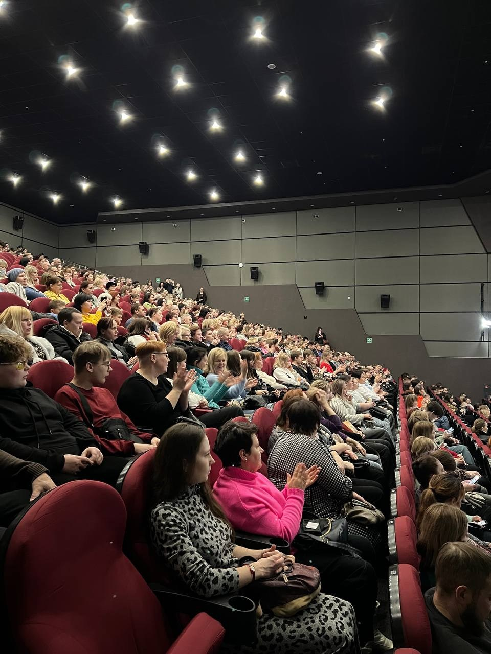 Премьера фильма «Домой» в кинотеатре «Россия»🎞. Кинокомиссия Республики Мордовия
