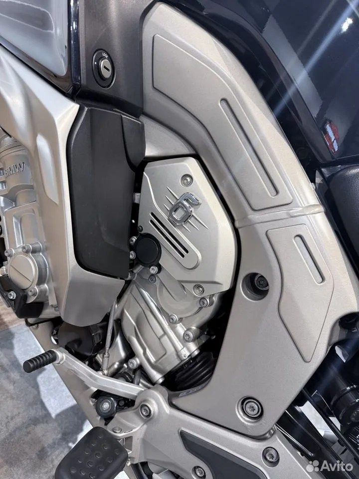 Купить BMW K 1600 GTL (Royal Blue) — подробнее на сайте. Hello Davidson, Москва. Только хорошие мотоциклы…