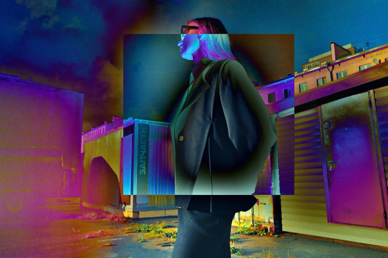 FASHION. VISUAL ARTIST
